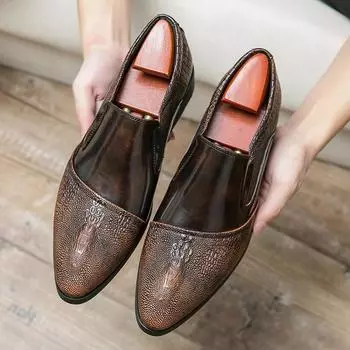 New Men Pointed Toe Crocodile Pattern Casual Patent Leather Shoes Moccasins Wedding Dress Formal Flats Footwear Zapatos Hombre 38