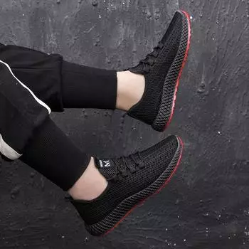 New men s shoes mesh hollow sports shoes lightweight soft sole fashion men s shoes live broadcast of the same casual sports shoes 39