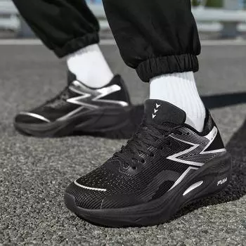 New mesh men s shoes fly-burning carbon board marathon running shoes light and breathable height-increasing couple sports and leisure trendy shoes 35