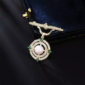 New micro-inlaid zircon geometric niche Libra pendant brooch temperament elegant freshwater pearl suit coat accessories золотой