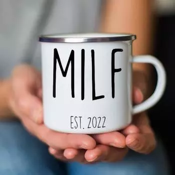 New Milf Est 2024 Mum Mother Gift Первые кружки на День матери MILF Поздравления Кофейная кружка Мамочка Питьевая чашка Подарки на рождение ребенка