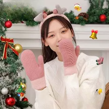 New Plush Thickened Warm Gloves with Fingers Double Layer Thickened Gloves Windproof Cute Korean Style Camel Velvet Gloves One Size