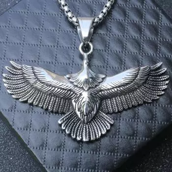 New Retro Necklace, Domineering Eagle Spreading Wings, Hip-hop Necklace, Men s and Women s Fashion ,A Gift for My Boyfriend 6*4CM