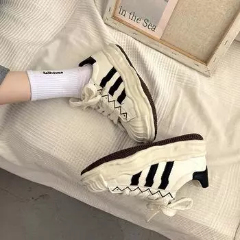 Новая универсальная белая повседневная спортивная обувь с ракушечным носком и толстой подошвой 35 белый