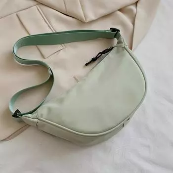 New shoulder bag niche design simple wind messenger bag women s premium texture portable dumpling bag белый