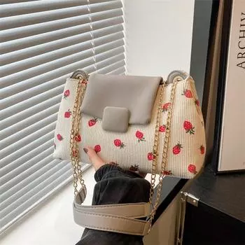 New simple shoulder bag fashion 2024 summer beautiful simple casual small square bag this year popular messenger bag women чёрный