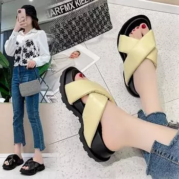 Новые тапочки женские летние кроссовки с толстой подошвой пляжные сандалии модные сандалии римские туфли 35