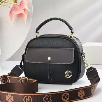 New Spliced Small Square Bag High Value Contrasting Color Handbag High Value Fashion Shoulder Bag Multi-functional Crossbody Bag .