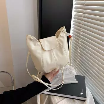 New spring and summer fashion versatile messenger small bag women 2025 retro casual bucket bag shoulder bag