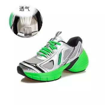 New suction film sole dad shoes 2025 spring fashion casual sports shoes versatile running women s shoes versatile shoes children 35