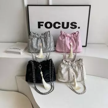 New Temperament and Fashionable Design One-shoulder Crossbody Fashionable Solid Color Retro Draw Chain Texture Crossbody Bag