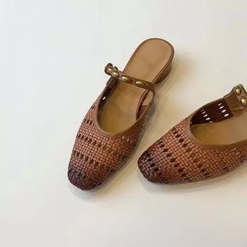 New temperament woven hollow sandals flat bottom round head with slippers outer wear bag head half slippers 35