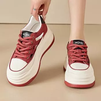 новые сандалии с толстой подошвой, увеличивающие рост, женские летние полые туфли в стиле колледжа, повседневные маленькие белые туфли, женская обувь 34 красный