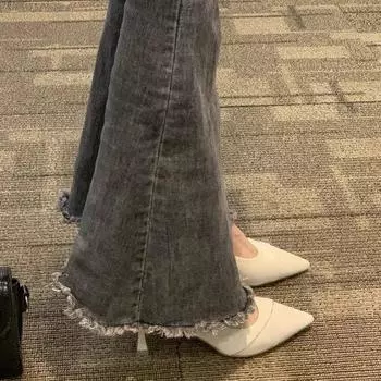 New trend pointed single shoes women s 2025 spring and autumn new spring and autumn black thin heel design niche small high heels 34