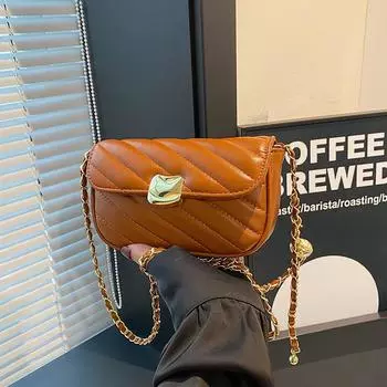 New women s bag 2024 new embroidered thread diamond chain small square bag ins trendy texture versatile shoulder messenger bag чёрный