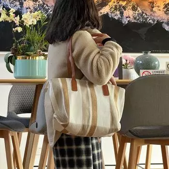 New women s bags popular large capacity tote bag shoulder bag Internet celebrity fashion versatile striped handbag белый
