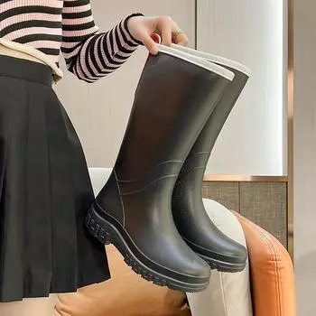 New women s rain shoes simple medium and high tube women s shoes waterproof and non-slip work rubber shoes go out in the kitchen rainy day 36
