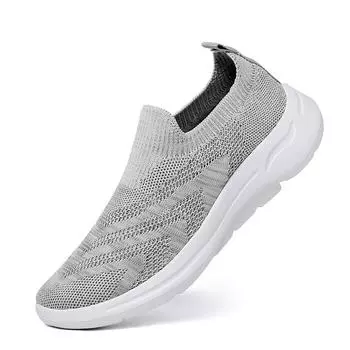 Новые женские весенне-летние дышащие легкие нескользящие туфли на мягкой подошве для мам, повседневные спортивные туфли для женщин больших размеров 36