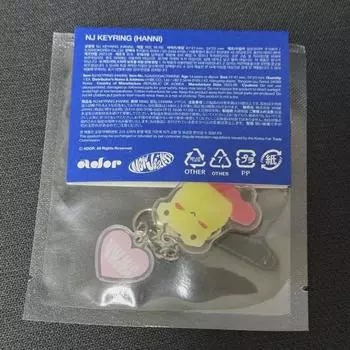 NewJeans Акриловый брелок Hanni, герметичный