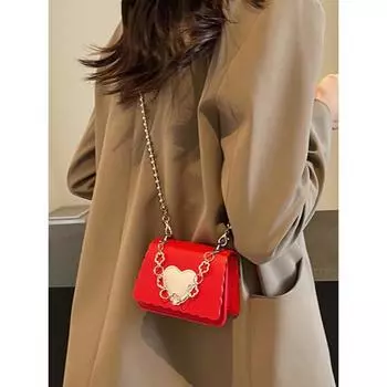 Нежная мини-сумка-клапан с квадратным клапаном, новая универсальная сумка через плечо с цепочкой, шикарный женский кошелек с помадой и монетами в виде сердца