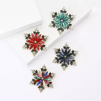 Нежная универсальная брошь из сплава со стразами в виде снежинки, модный темпераментный женский костюм, пальто, корсаж, ювелирное украшение, булавка