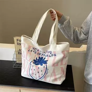 Нежная женская холщовая сумка с клубничным принтом, новинка 2024 года, повседневная ручная сумка для покупок, сумка через плечо