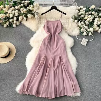 Нежное женское платье во французском стиле 2024, ранняя весна, новый отпуск, облегающее длинное платье с открытой спиной на бретельках «рыбий хвост» S аметист