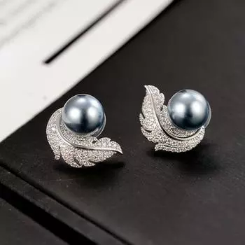 Нежные серьги-гвоздики со стразами, женские украшения, серьги с перьями и жемчугом, модные вечерние серый