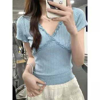 Нежный стиль, синяя футболка с короткими рукавами для женщин, лето 2024, новый стиль, однотонный тонкий короткий топ с v-образным вырезом и v-образным вырезом S