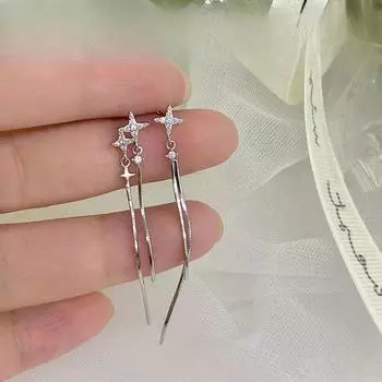 Нежный ветер Четырехлучевая звезда-кисточка Серьги-звезды в форме ушей Супер Фея Нежный и роскошный стиль Асимметричный