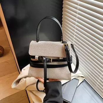 Niche bag women s new fashion commuter versatile messenger bag high-end sense contrasting color portable small bag чёрный