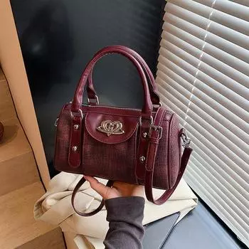 Niche bag women s spring summer new versatile shoulder messenger bag women s fashion portable pillow bag бордовый