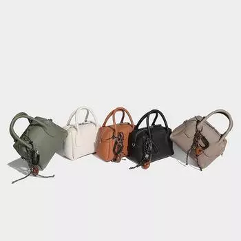 Niche Design 2024 New Boston Portable Fashion Casual Shoulder Pillow Commuter Versatile Mom Bag