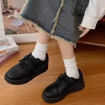 Niche design board shoes women s 2024 spring and autumn Japanese retro small black shoes platform casual fashion versatile sports shoes 35 чёрный