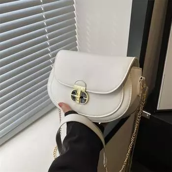 Нишевый дизайн модная простая сумка 2024 лето новая персонализированная косая женская сумка сумка через плечо модная маленькая квадратная сумка чёрный