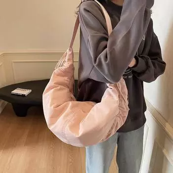 Niche Design Large-Capacity Messenger Bag Commuter Women S Bag Simple Casual Dumpling Bag Student Large Bag Women S Korean розовый
