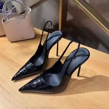 Niche design sense black high heels 2024 autumn new thin heel pointed head shallow mouth rear empty French elegant single shoes 35