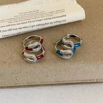 Нишевый дизайн Чувство Капающее масло Круг Циркон Подкова Пряжка Серьги Женская личность Уникальные Изысканные Универсальные серьги