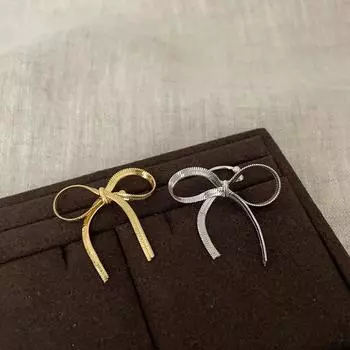 Niche Design Sense Metal Chain Bow Ear Bone Clip Женская индивидуальность Простые и универсальные серьги Серьги