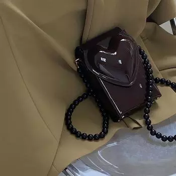 Niche Design Sense Новая женская сумка Spice Girl Style из лакированной кожи с трехмерным принтом Love Crossbody Beads Мобильный телефон