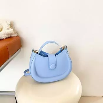 Нишевый дизайн простая маленькая сумка женская летняя 2024 новая модная повседневная трендовая сумка через плечо повседневная сумка-мессенджер белый