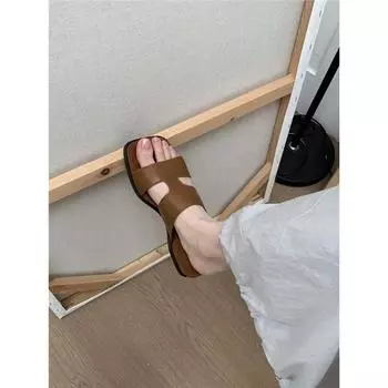 Niche design slope heel slippers women s outer wear summer new high-end cool slippers vacation beach shoes 35