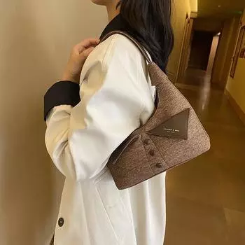 Niche design small bag women s 2024 autumn and winter new shoulder underarm bag fashionable commuter texture handbag светло-синий