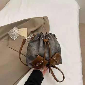 Niche design small bag women s spring new popular underarm bag fashionable versatile shoulder messenger bag