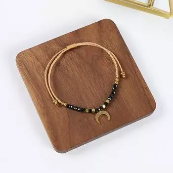 Niche design style simple crystal necklace retro moon pendant exquisite personality collarbone chain accessories women