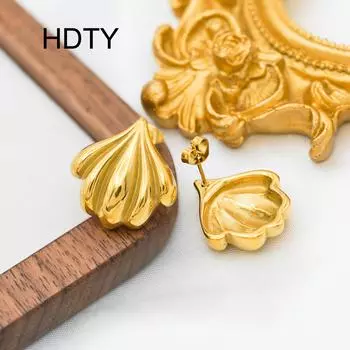 Niche design summer ocean shell new stud earrings 18k gold titanium steel temperament earrings золотой