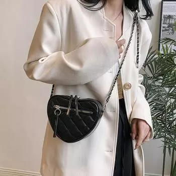 Niche fashion плечо love мини-цепочка маленькая женская сумка 2024 новая весна и лето ромбовидная сумка через плечо белый