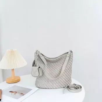Niche Fashion Woven Bucket Bag Women 2025 New Versatile Casual Idle Style Commuter Shoulder Messenger Bag Fashion Mi Yue Mi Grey