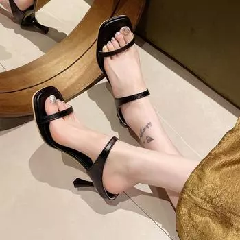 Niche French thin heel foreign trade cool slippers women s shoes 2024 new summer silver temperament high heels sandals 35 чёрный