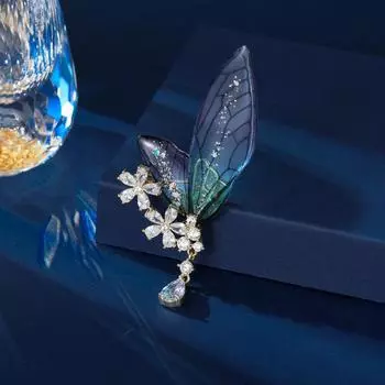 Niche high-end autumn and winter coat sweater accessories design fashion corsage anti-light pin butterfly wing brooch зелёный